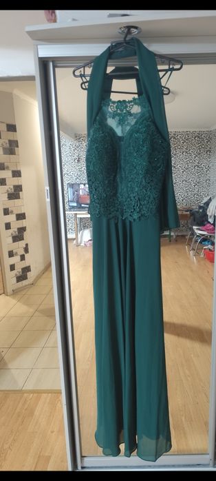 Продам платья обувь500грн