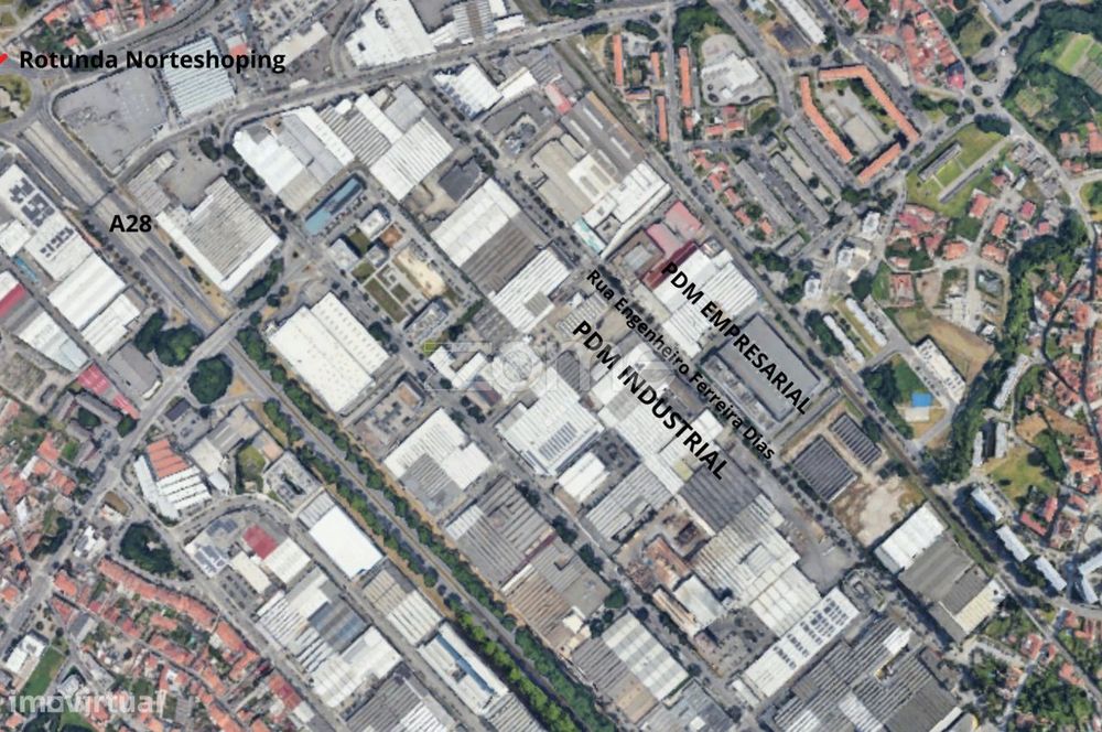 Prédio Integrado: 4 Armazéns, Anexos E Garagem Z. Industrial Ramalde