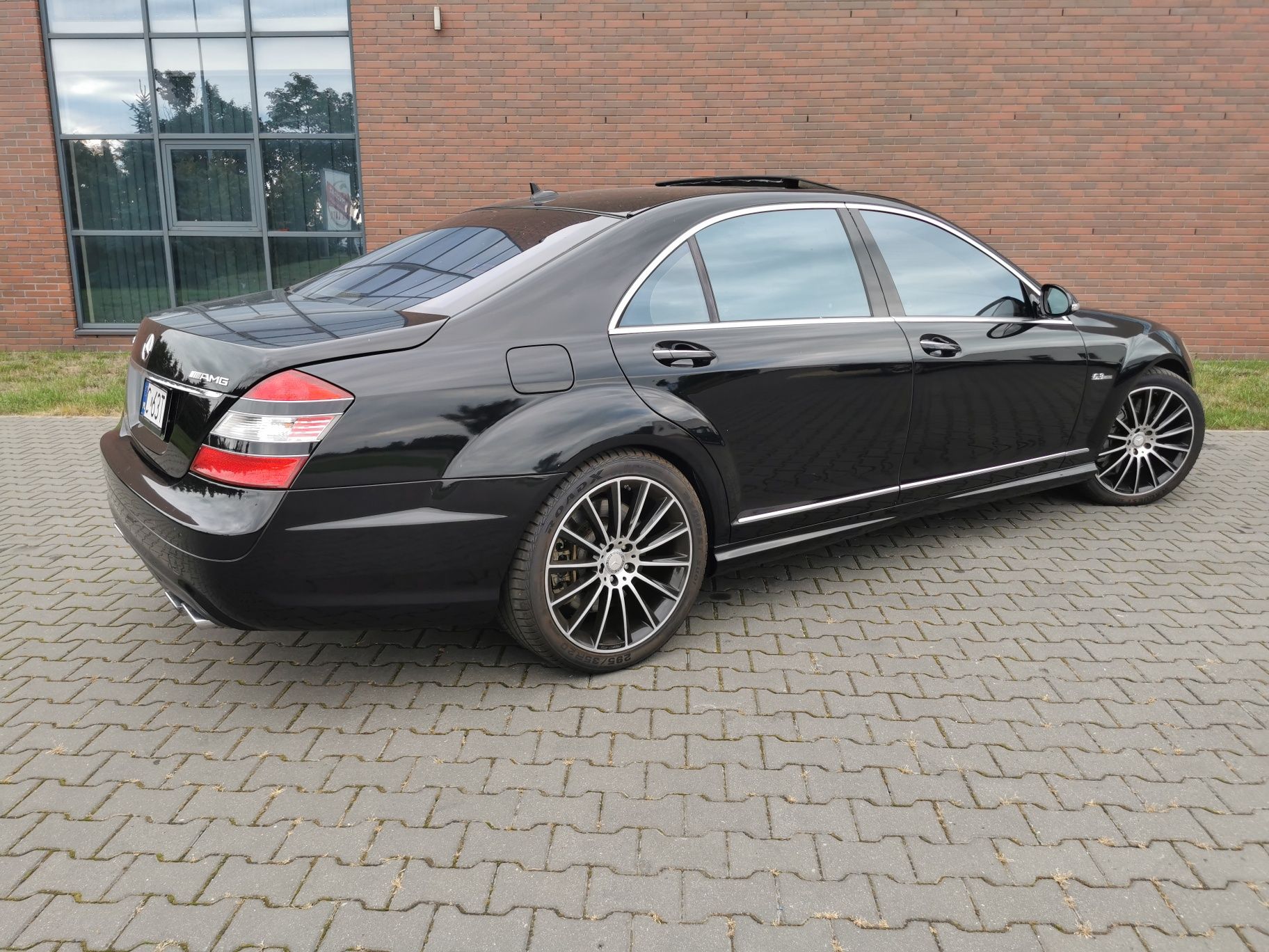 Mercedes S-klasa 6.3 AMG Long Super Stan