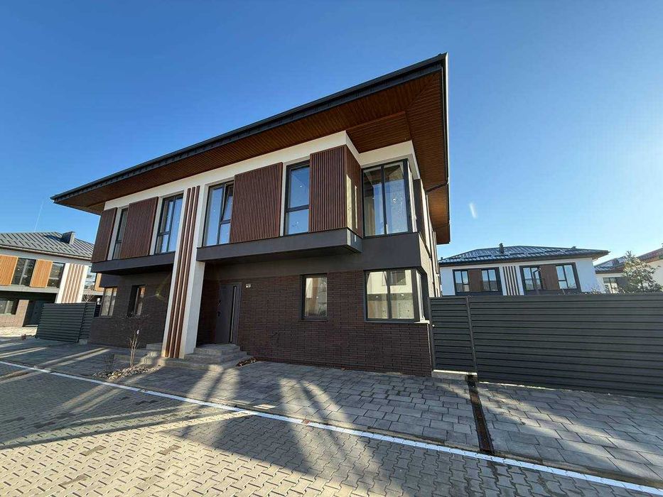 Квадробудинок! Чорновий ремонт! Котеджне містечко! Петропавлівка