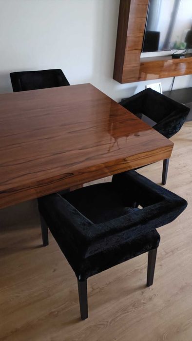 8 Cadeiras de Jantar Super Confortáveis em Veludo – Aproveite!