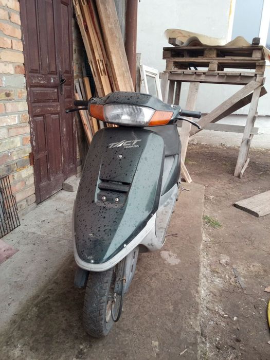 Продам мопед honda tact 24