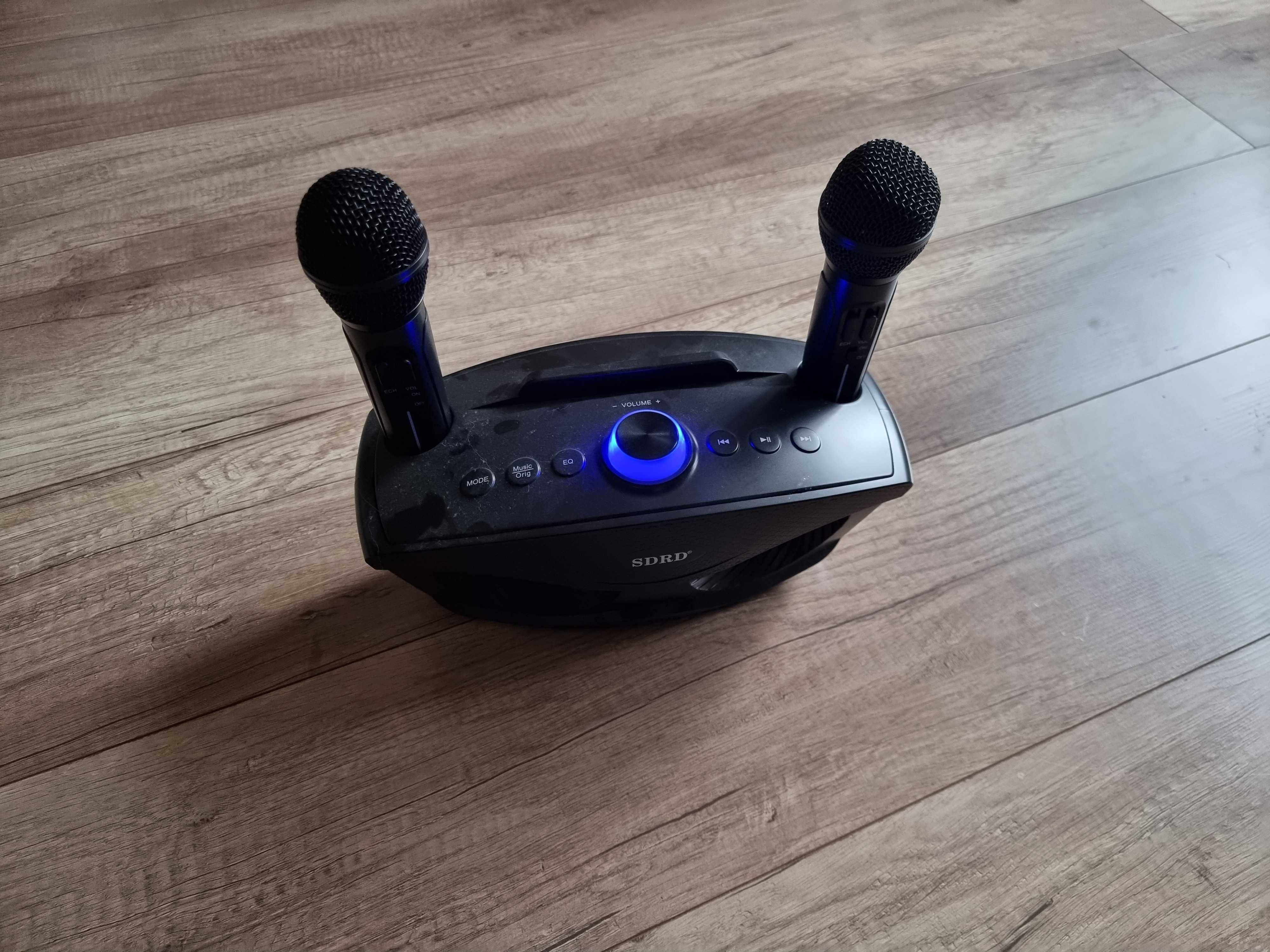 Zestaw karaoke SDRD SD-306, 2 mikrofony Bluetooth, 
głośnik.