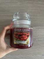 Świeca Yankee Candle Black Cherry USA 2015 rok