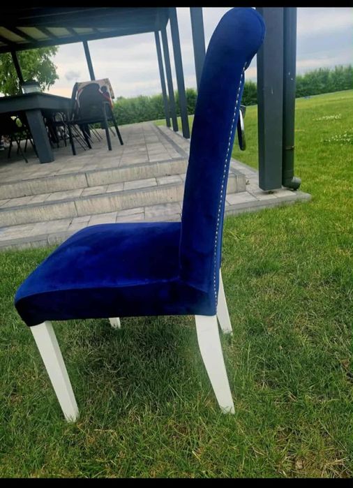 Krzesła welurowe 8 szt