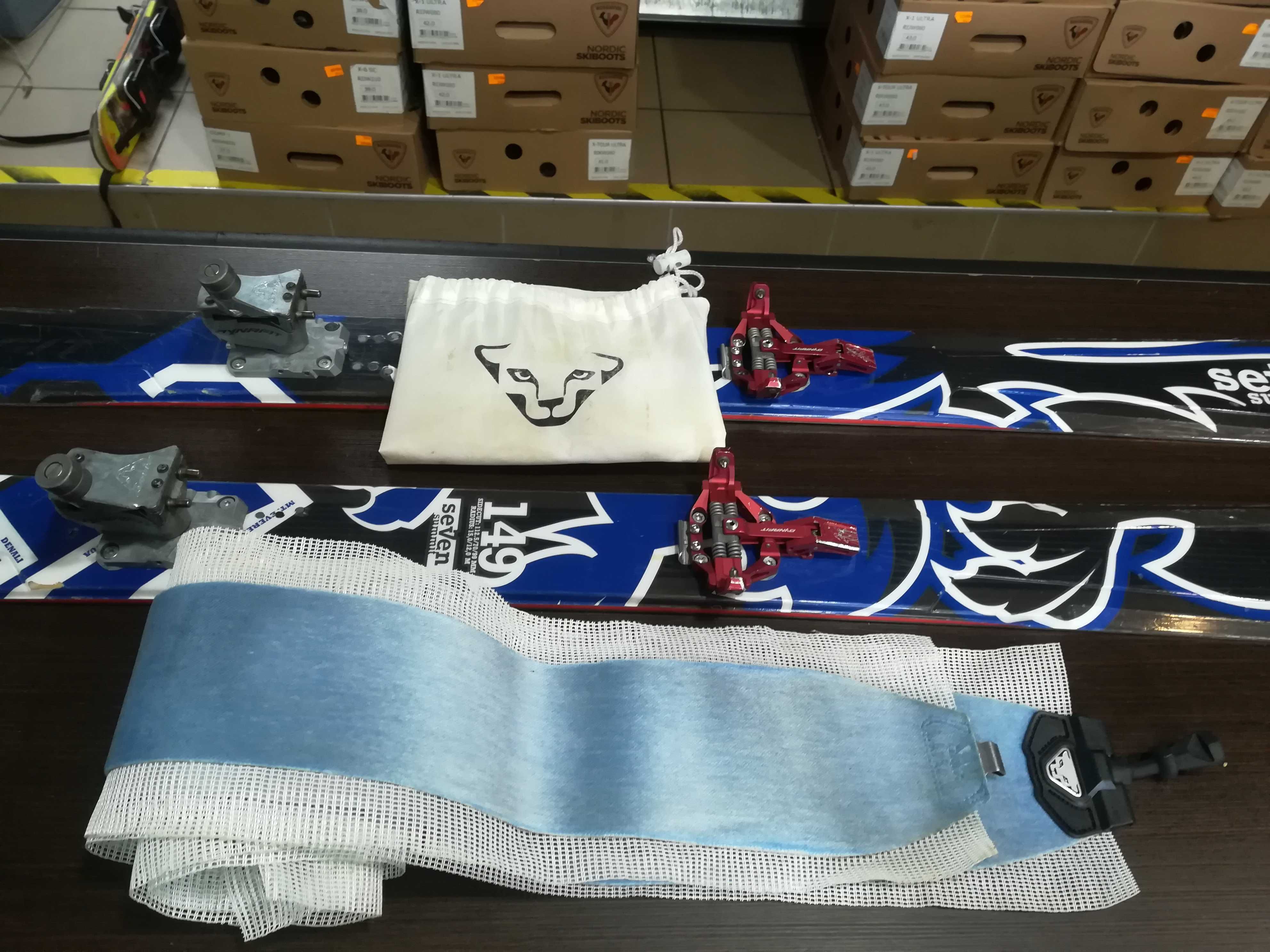 NARTY skiturowe DYNAFIT SEVEN SUMMIT dł. 149cm S-01