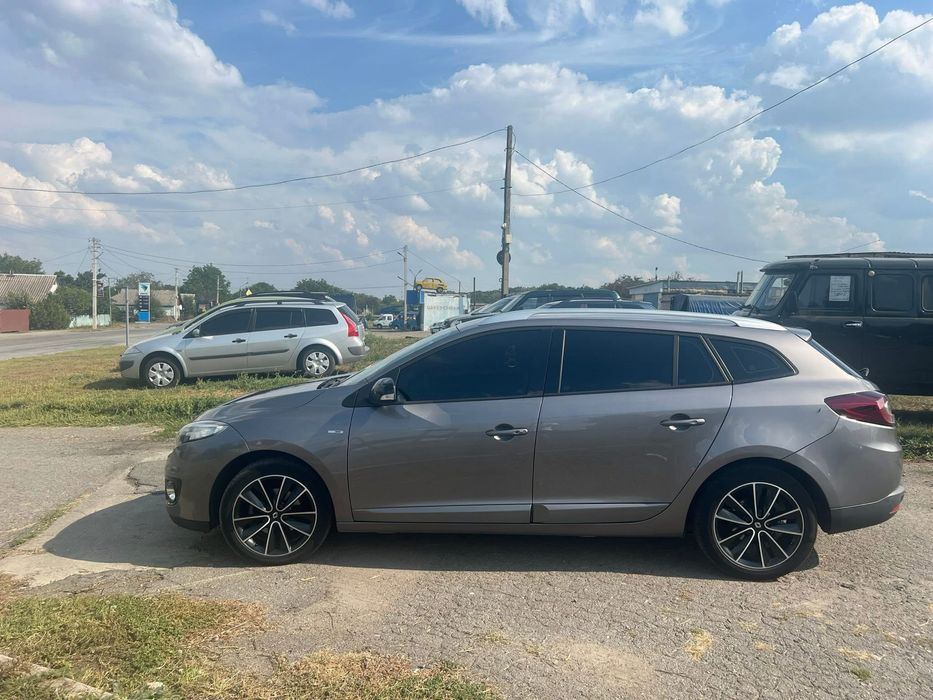 Меган 3 у відмінному стані