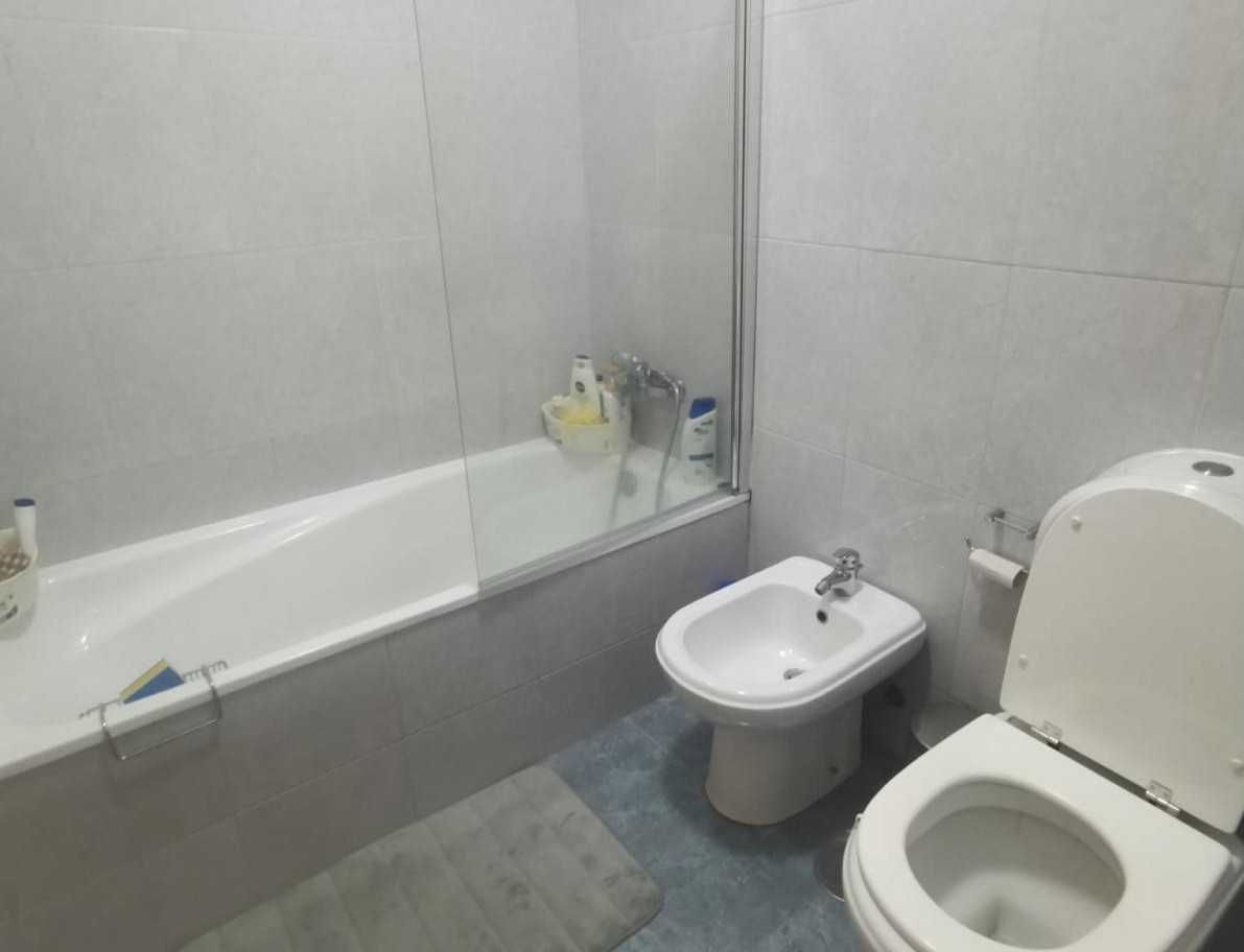 Alugo quarto em Braga a menina estudante