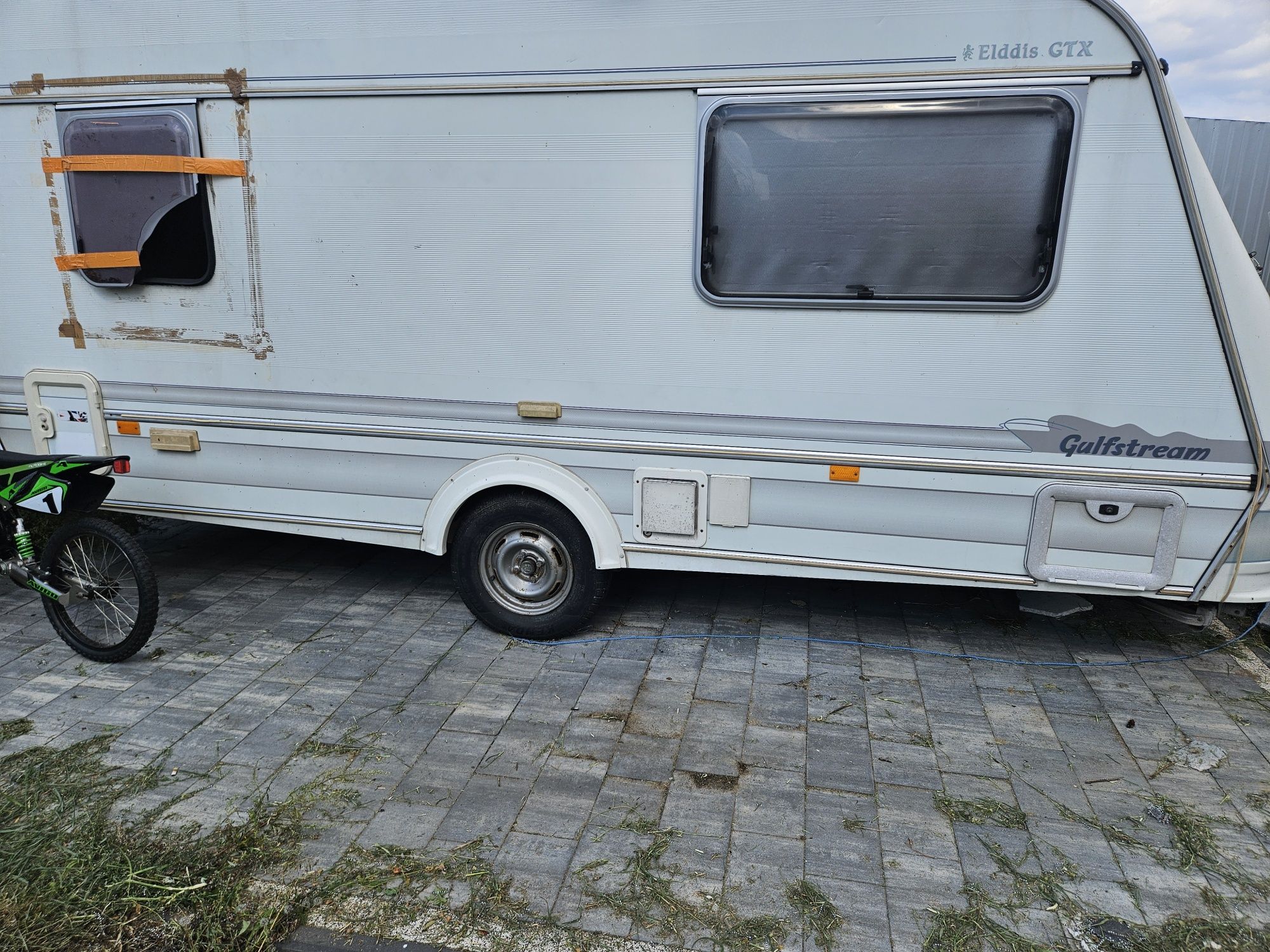 Sprzedam elddis gulfstream 1996 do naprawy