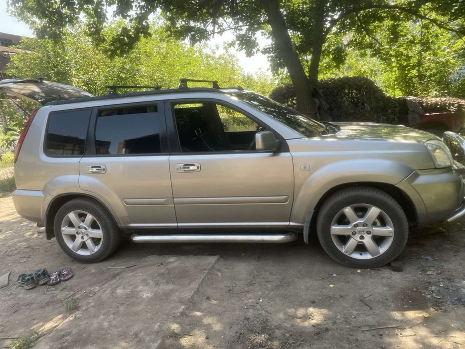 Ідеальна Nissan X-TRAIL T30