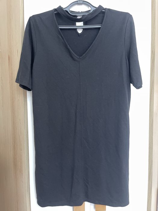 Сукня- футболка з чокером