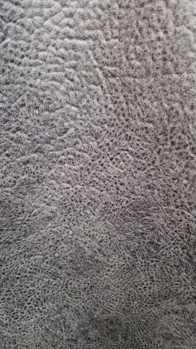 Tkanina obiciowa szara szer.143 cm.