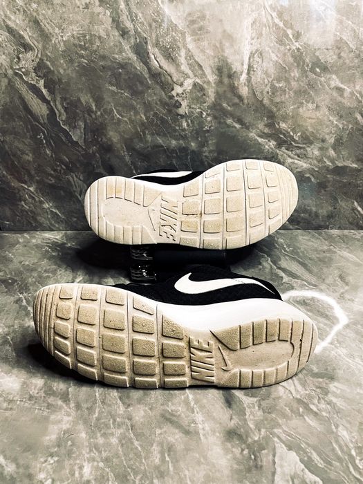 Damskie Czarne Sportowe Buty, Trampki do Biegania «Nike» / Rozmiar: 37