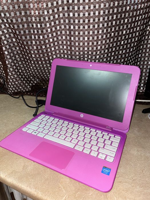 Нетбук HP Stream 11-d011wm Pink