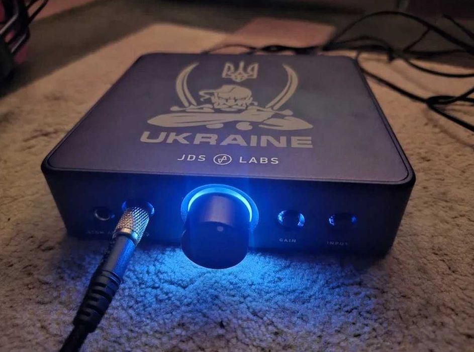 JDS Labs Atom Amp 2: підсилювач для навушників