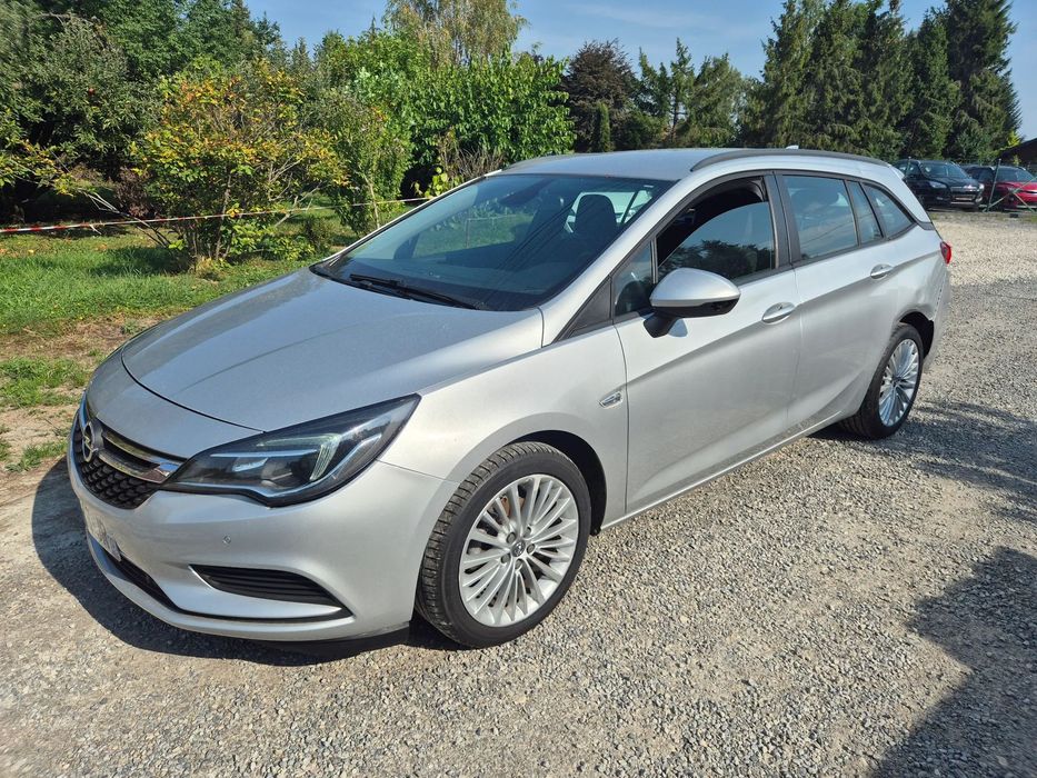Opel Astra 1.6Cdti 110KM.90 tyś km. Navi.Pdc.Opłacony
