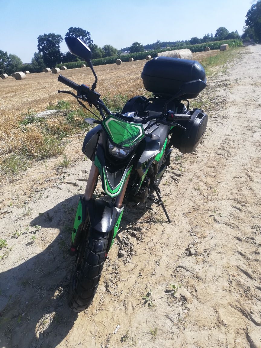 Motocykl Zipp vz5 125cm3
