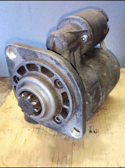 Генератор ВАЗ 2108 ВАЗ 2110 ВАЗ 2170 Приора Калина Granta Нива