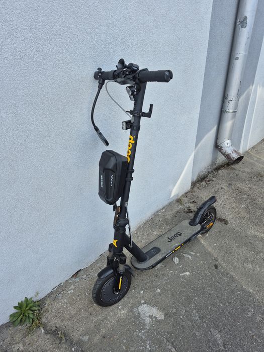 Hulajnoga elektryczna jeep sentinel