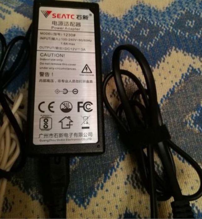 LitoKala lii 500 зарядное устройство для li-ion и NiMh аккумуляторов.