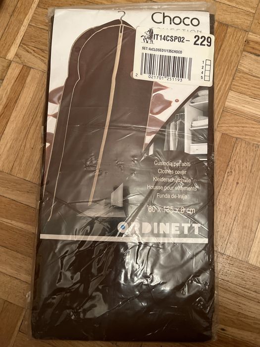 Pokrowiec na ubranie - nowy