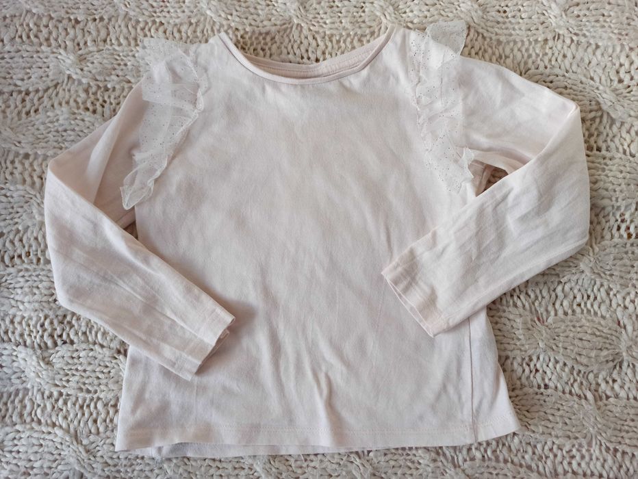 Bluzka z falbankami rozm. 116