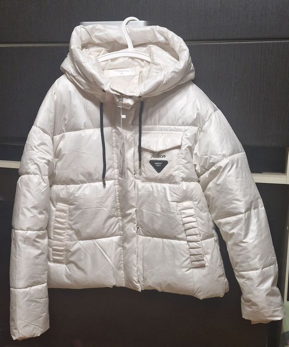 Нова пуфер куртка білий перламутр пуфер на 46-48