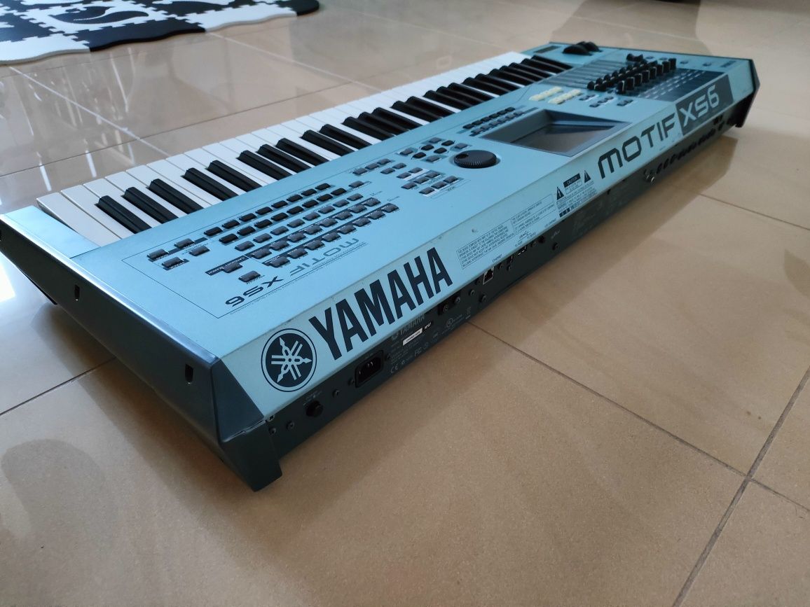 Syntezator Yamaha Motif XS6