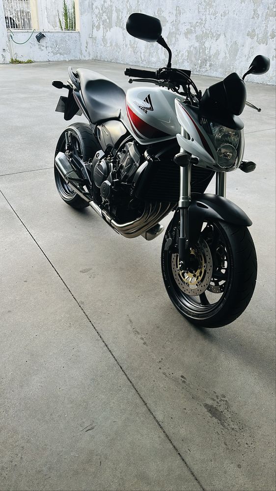 Honda hornet 2010