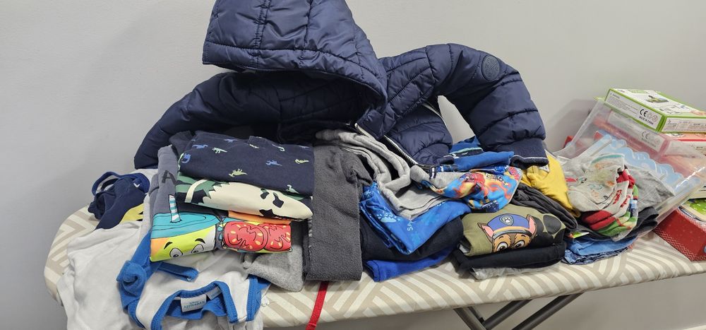 Ubranka dla chłopca 98-104