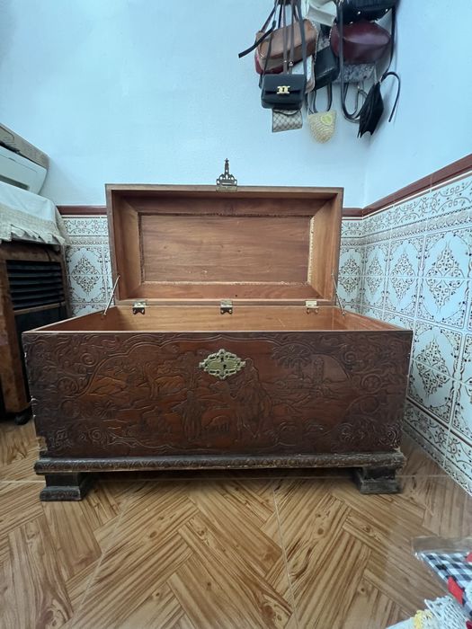 Baú/Arca de madeira