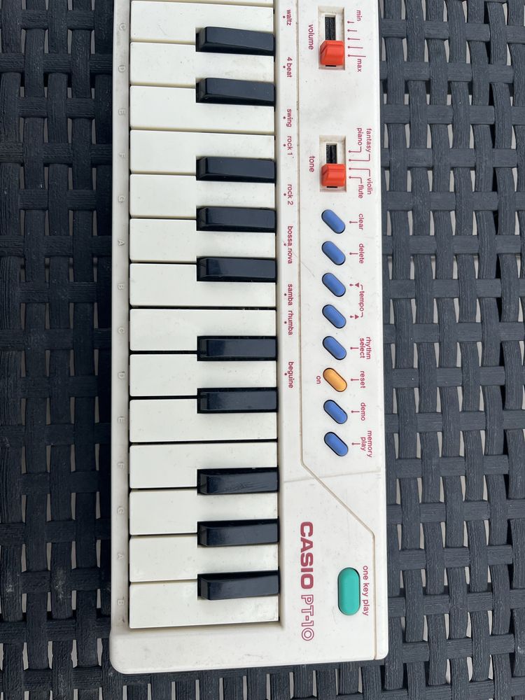 Casio PT10 keyboard vintage syntezator klasyk