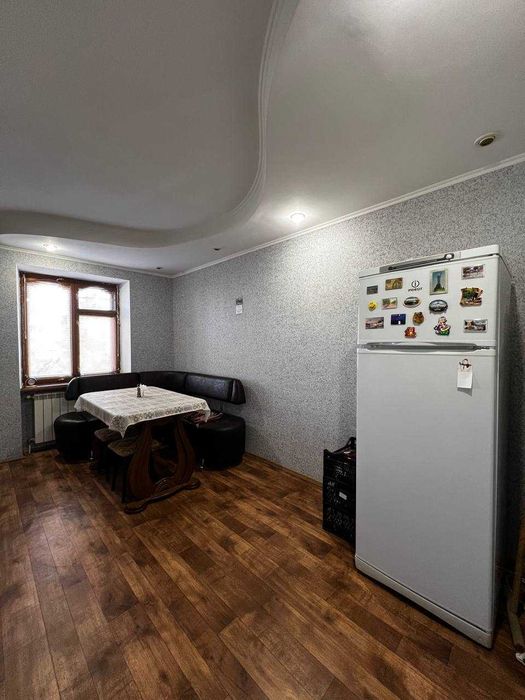 Продам 2 комнатную квартиру ( Глинки ) Корабельный