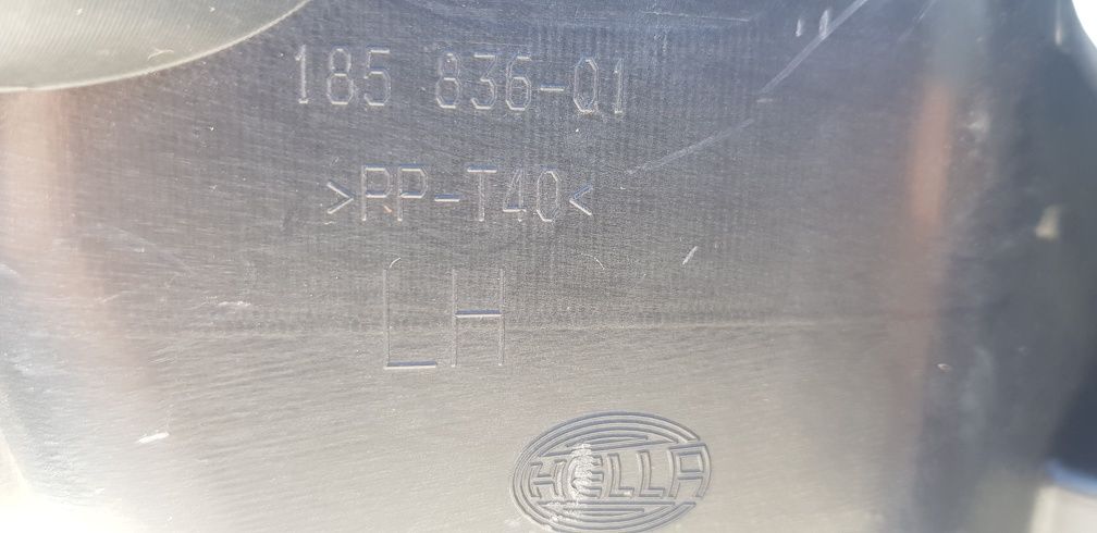 Vw Gol przednia lewa lampa