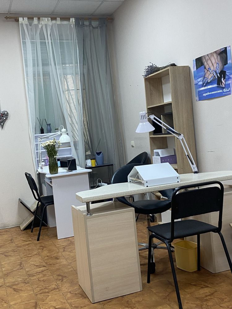 Оренда кабінета с кушеткою в салоні. Київ Центр