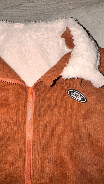 Куртка вельвет на подростка 11-12 лет