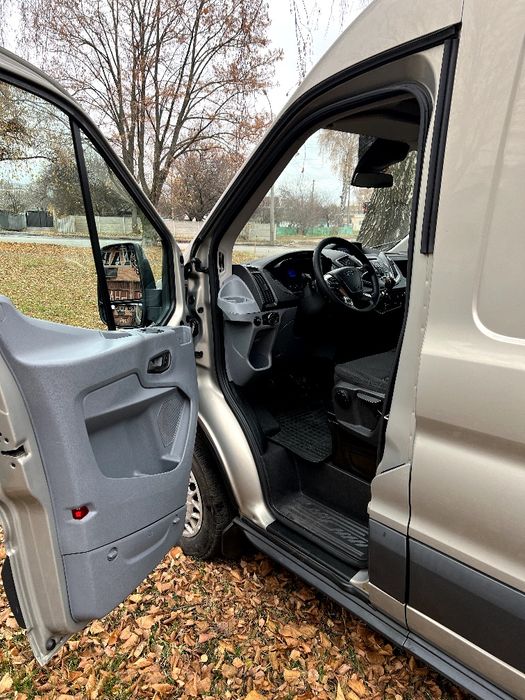 Ford  Transit 2015