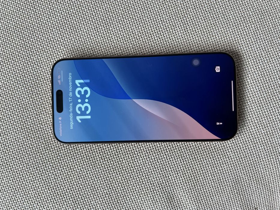 Iphone 16 pro max 512 gb so carrega wireless