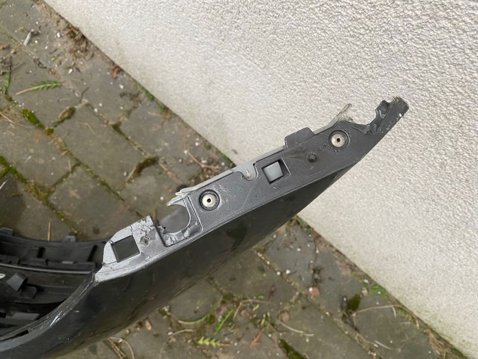 Zderzak Mercedes e klasa w213