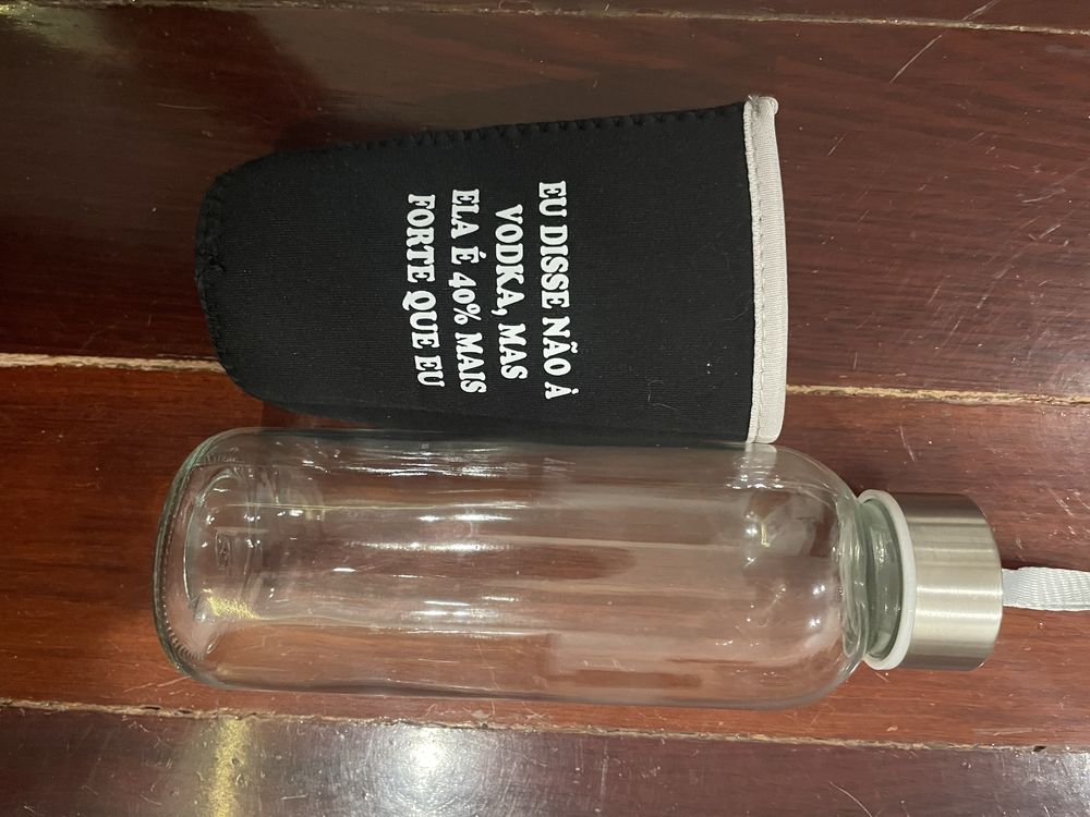 Garrafa de Vidro Personalizada Nova