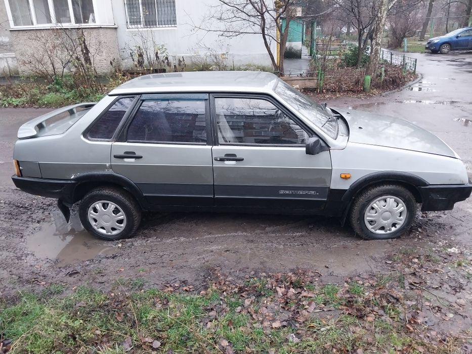 Продам ваз 21099