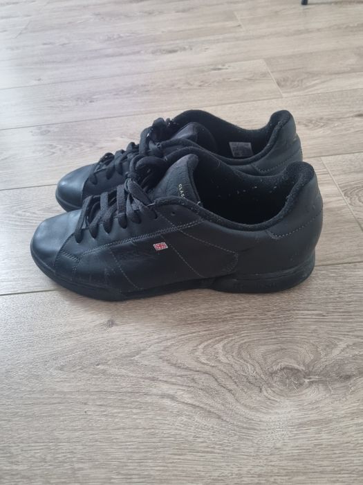 Buty Reebok Classic  rozmiar 42,5 27,5cm