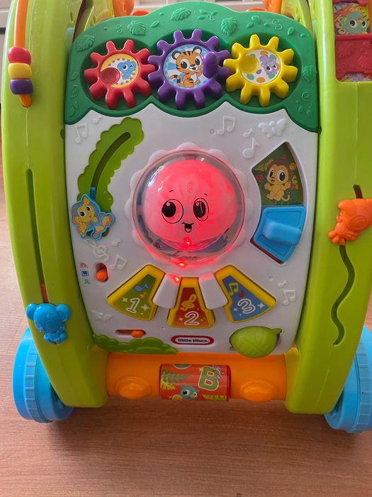 Jeździk pchacz Little Tickes