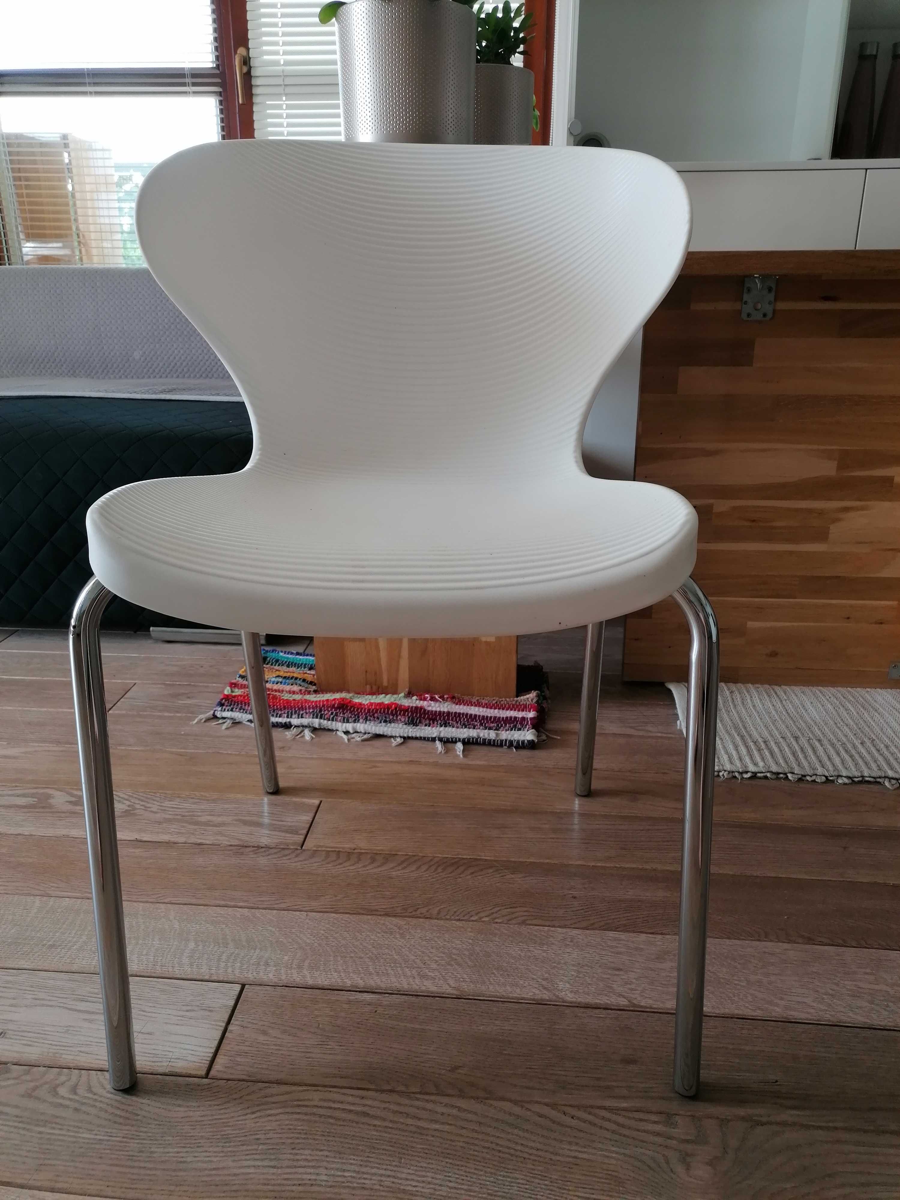 4 krzesełka eleganckie białe siedzisko+ nogi chrom