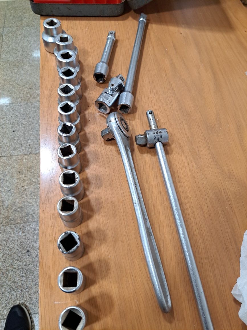 Caixa ferramentas
