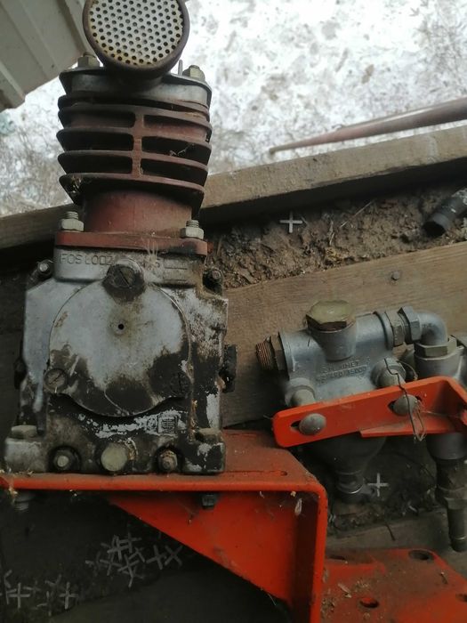 Продам компресор т 25