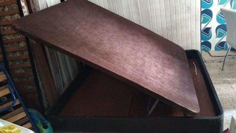 Sumier com arrumação 160 por 2 metros de comprimento