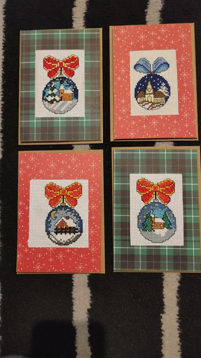 Kartka świateczna haftowana recznie krzyzykiem