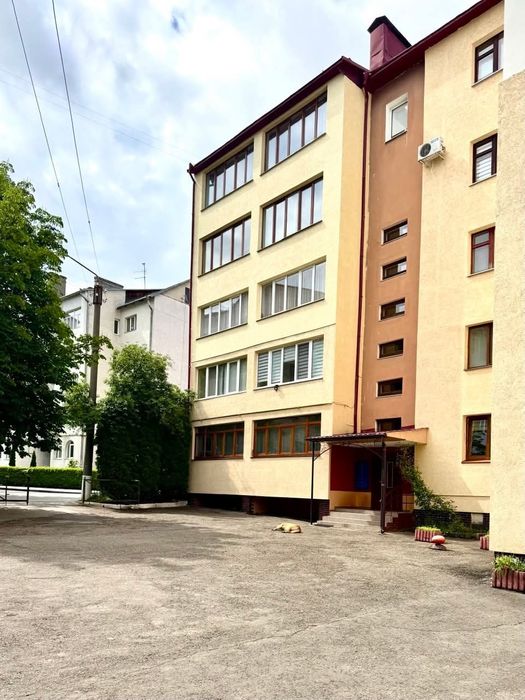 Терміново продається 2 рівнева квартира в новоб. р-н парку Жовтневого!