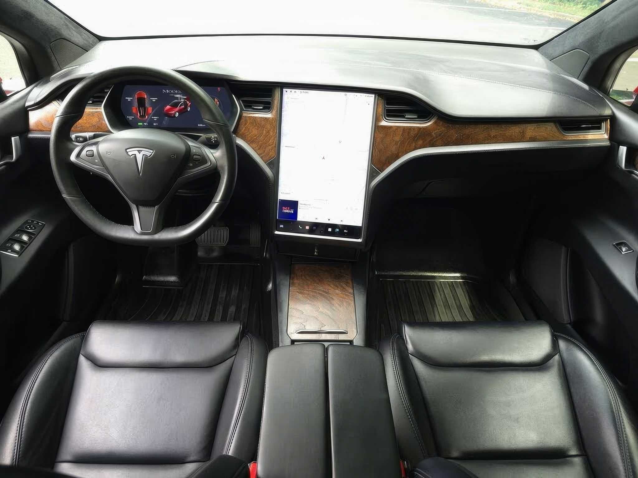 Tesla Model X 2020